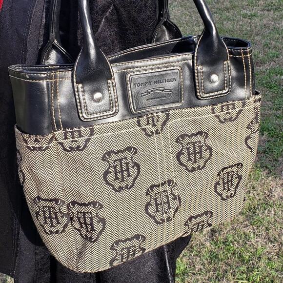 Tommy Hilfiger Initials Shoulder Bag - Picture 1 of 12